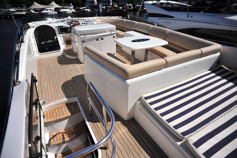 Flybridge