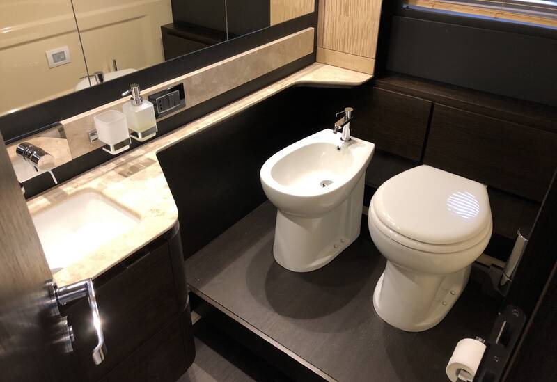 Owner's bathroom