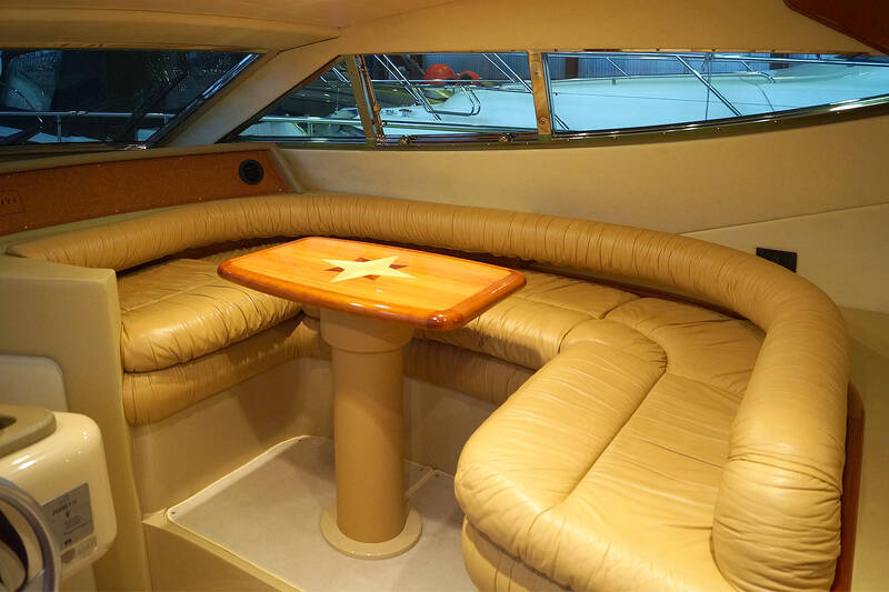 Ferretti 620 2003