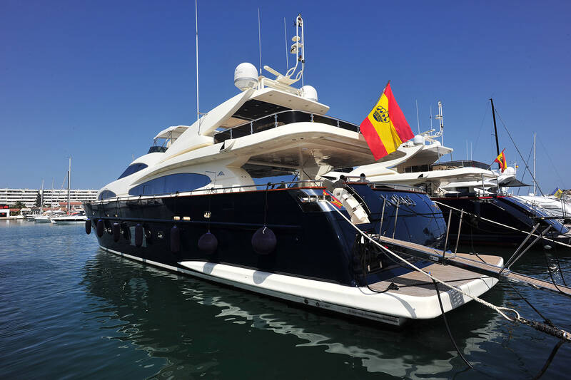 Exterior Astondoa 102 GLX - 2006