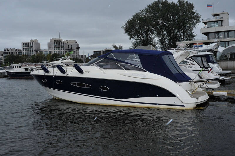 Exterior Atlantis 35 (2009)
