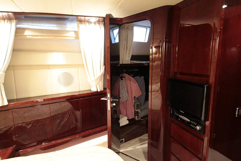 The VIP stateroom. The Interior Of The Azimut 80