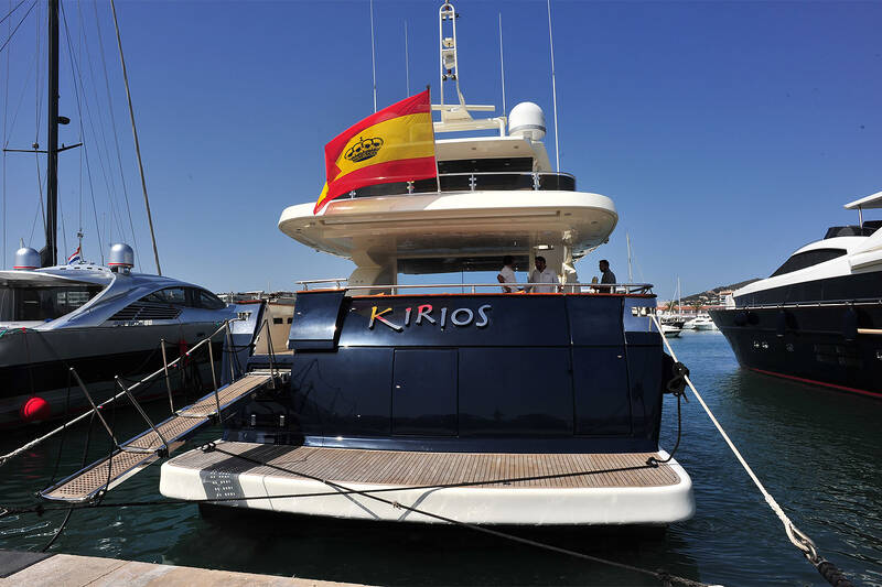 Exterior Astondoa 102 GLX - 2006