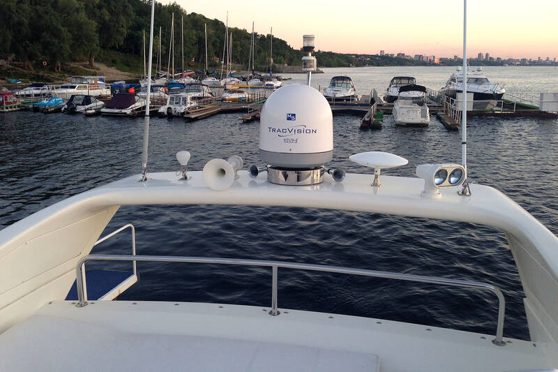 Navigation flybridge