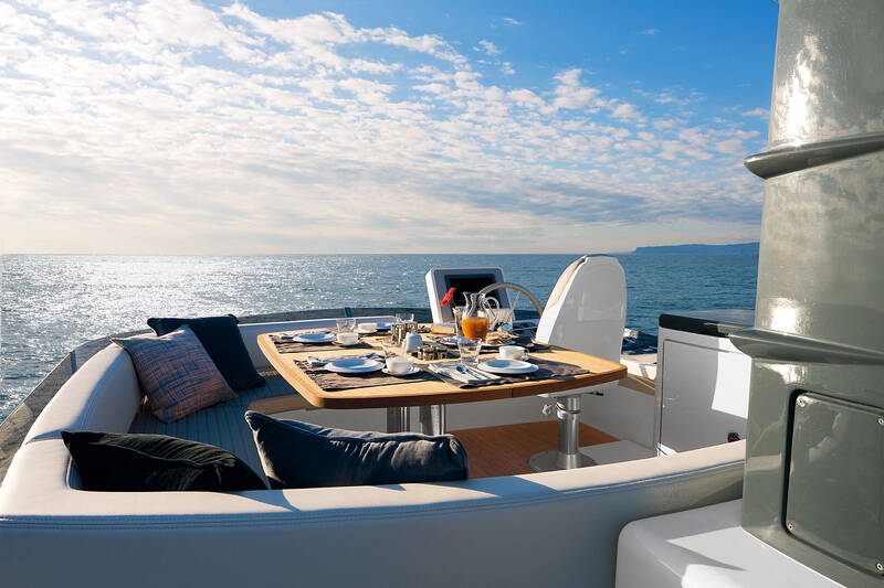 Flybridge