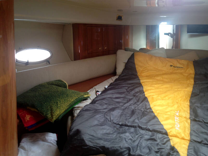 Bow cabin