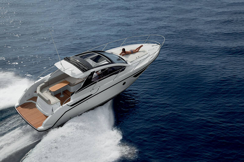Exterior Atlantis 34