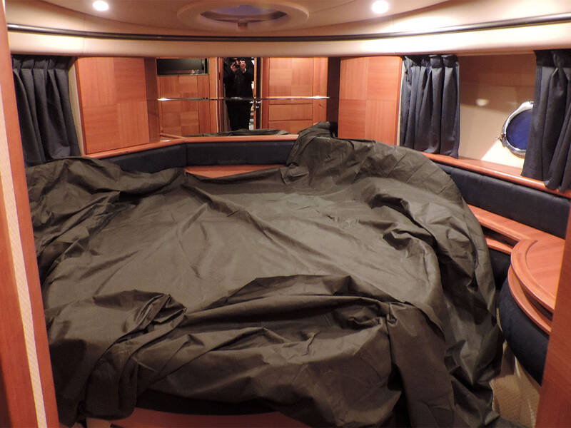 Bow VIP cabin