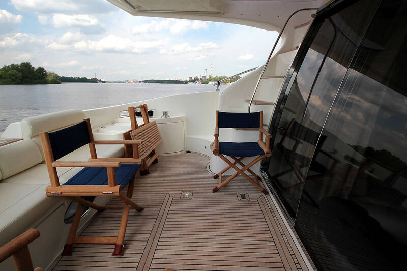 Cockpit Azimut 55 2006