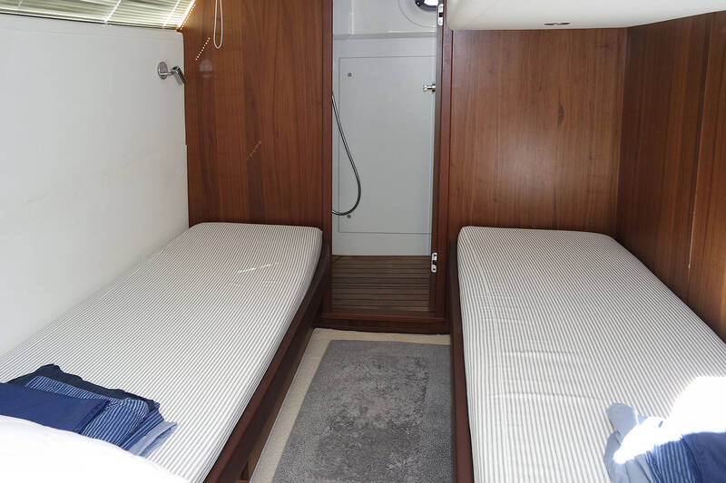 Crew cabin 