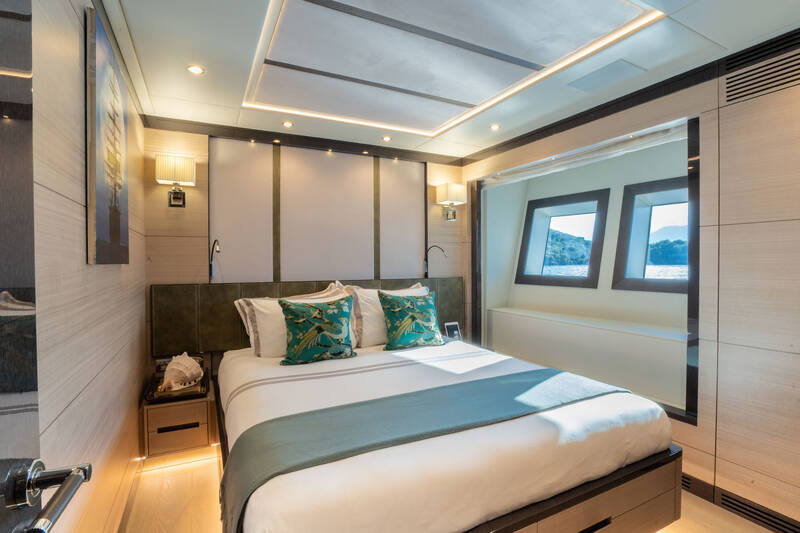 Guest cabin with double bed