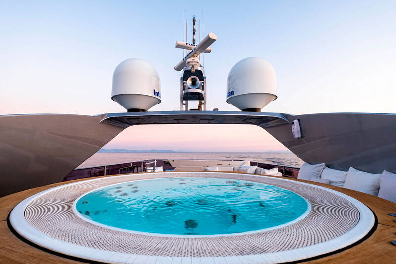 Jacuzzi on the flybridge