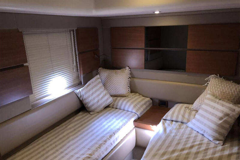 Guest cabin