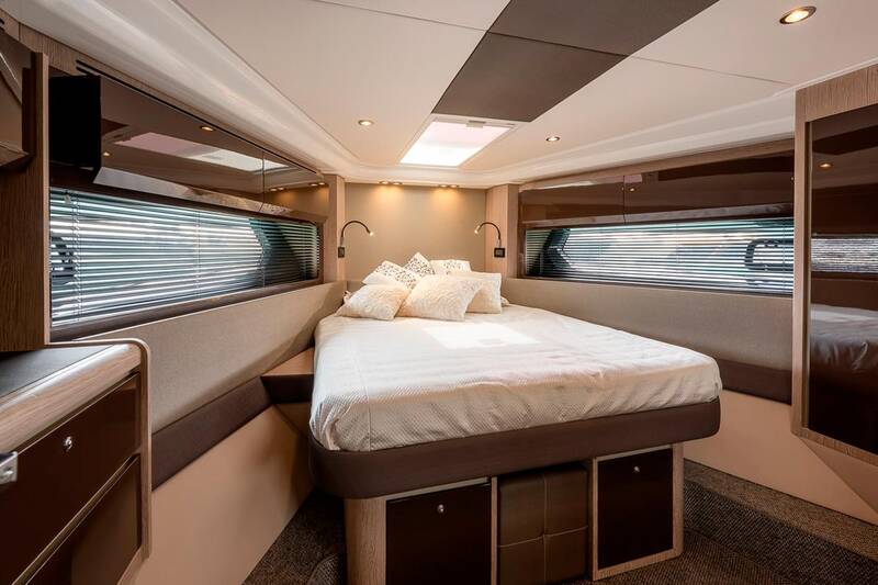 Мастер каюта Atlantis 51