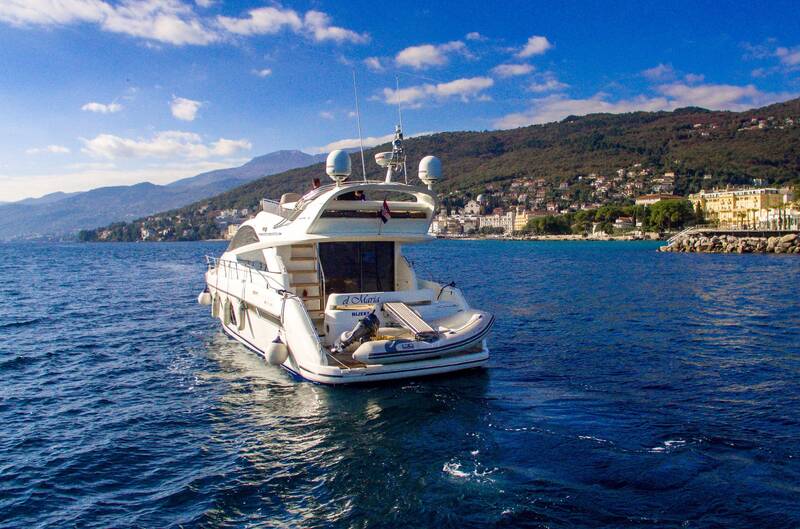Exterior Fairline Phantom 48