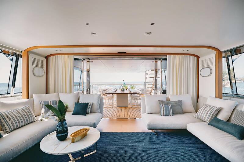 Salon on upper deck