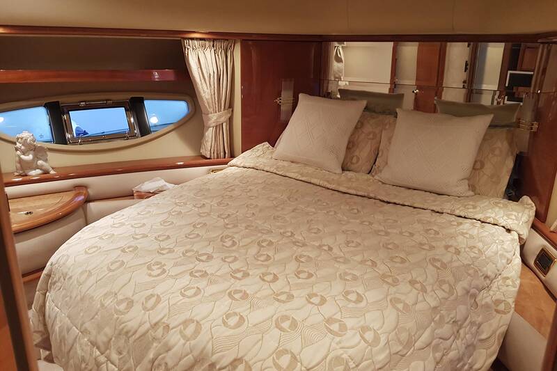 VIP каюта Azimut 62