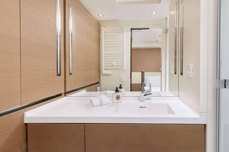 Twin Cabin Bathroom 