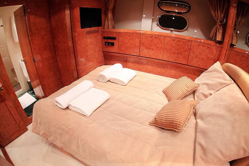 Guest cabin