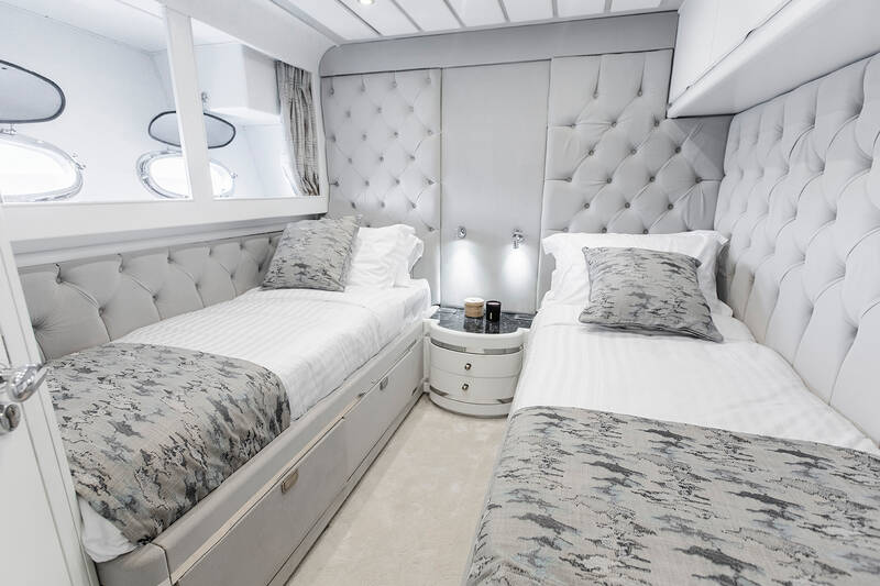 Twin guest cabin