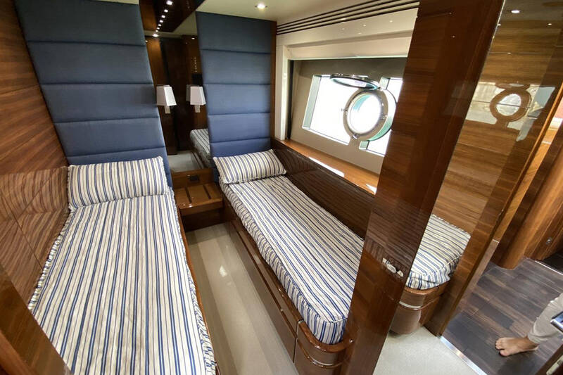 Guest cabin