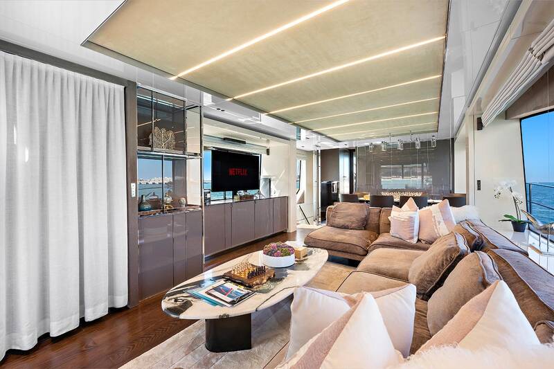 Main deck salon