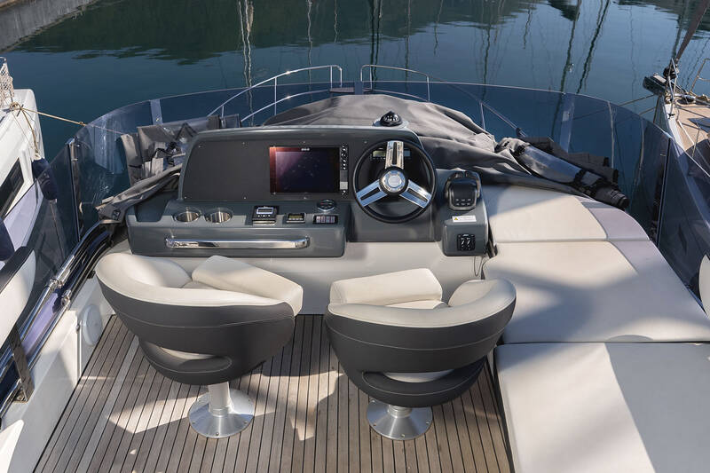 Flybridge