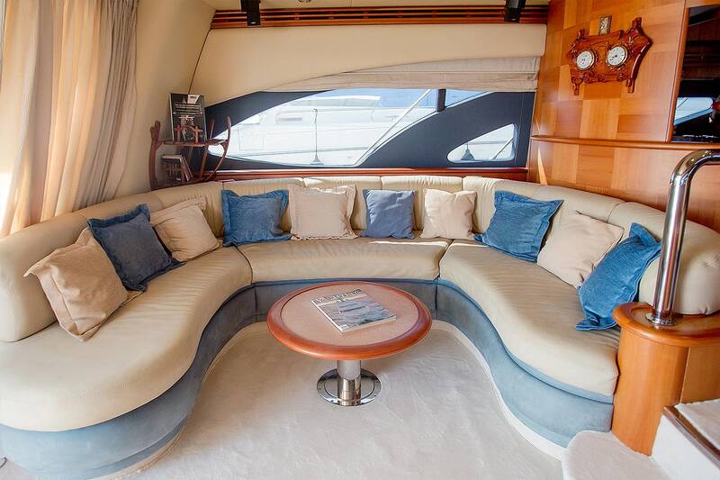 Sofa in the aft part of the salon