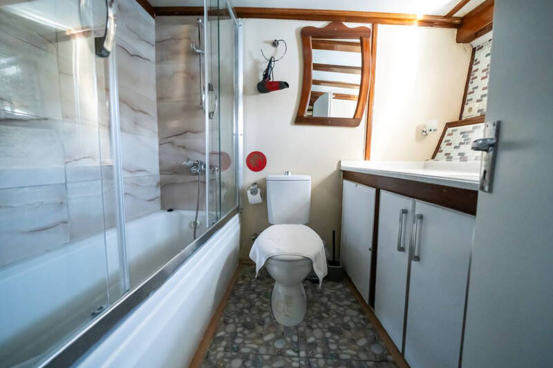 VIP bathroom