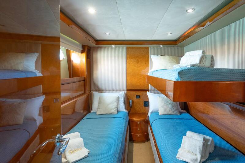 Twin cabin 2