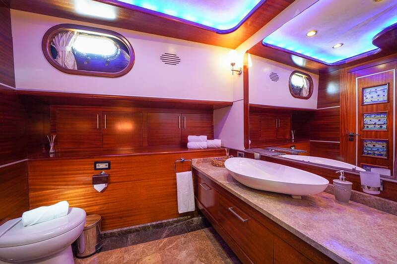 Bathroom in master cabin