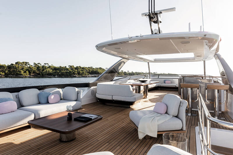 Flybridge