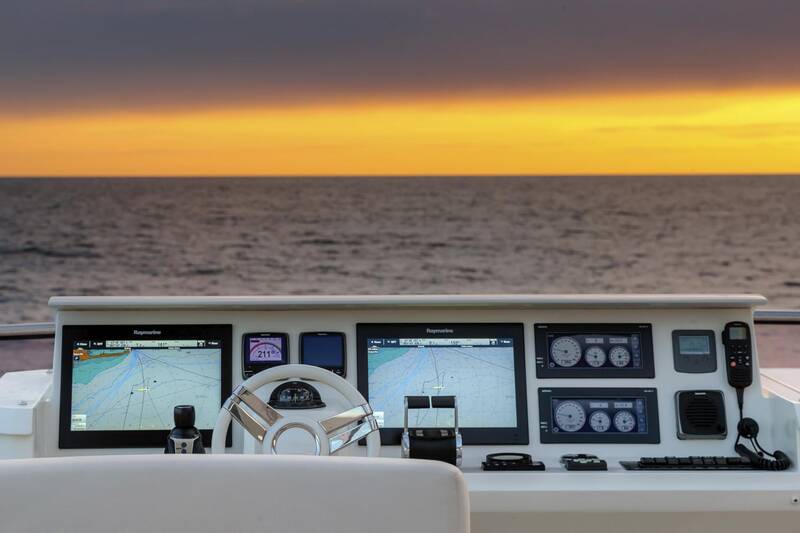 Helm station on flybridge