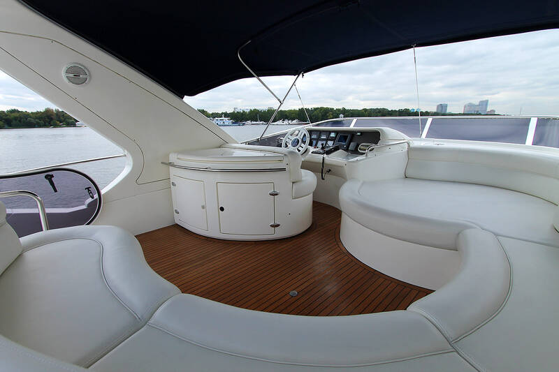 Flybridge