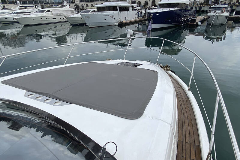 Sunbathing cushions on bow