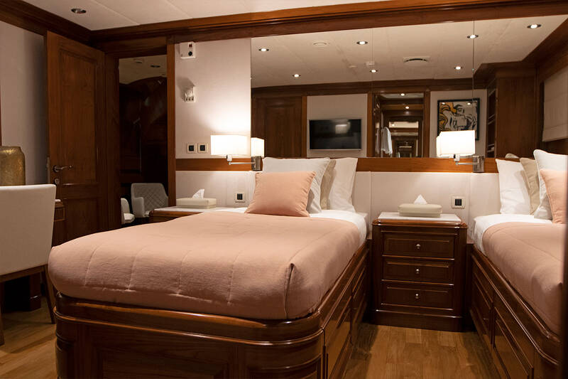 Guest cabin 2