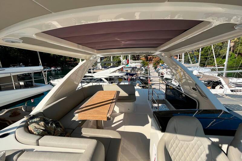 Flybridge