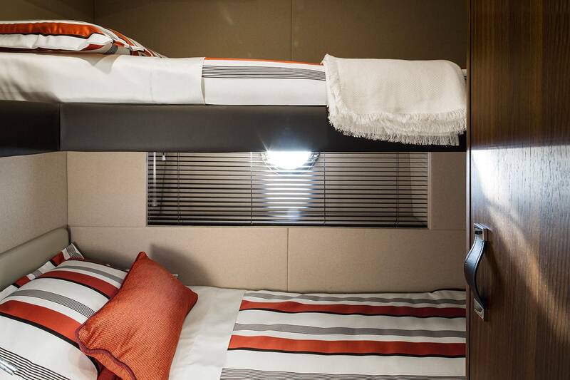 Guest cabin