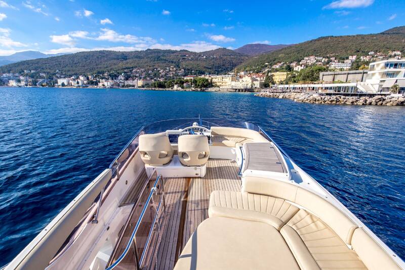 Flybridge