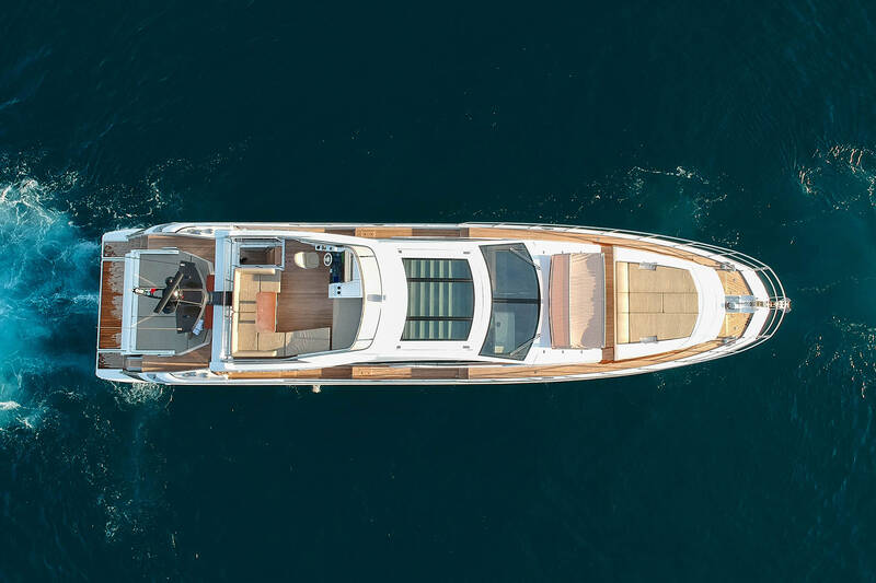 Exterior Azimut 77S "SOPHIE"