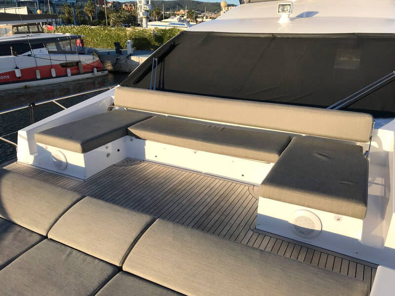 Azimut 66 2017