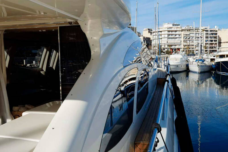 Exterior Azimut 86S