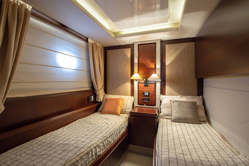 Guest cabin 1