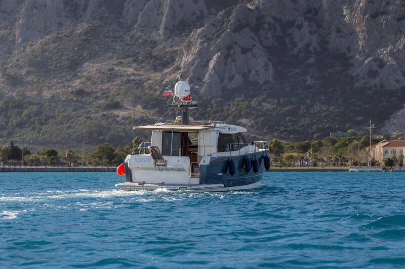 Exterior Azimut Magellano 43 HT