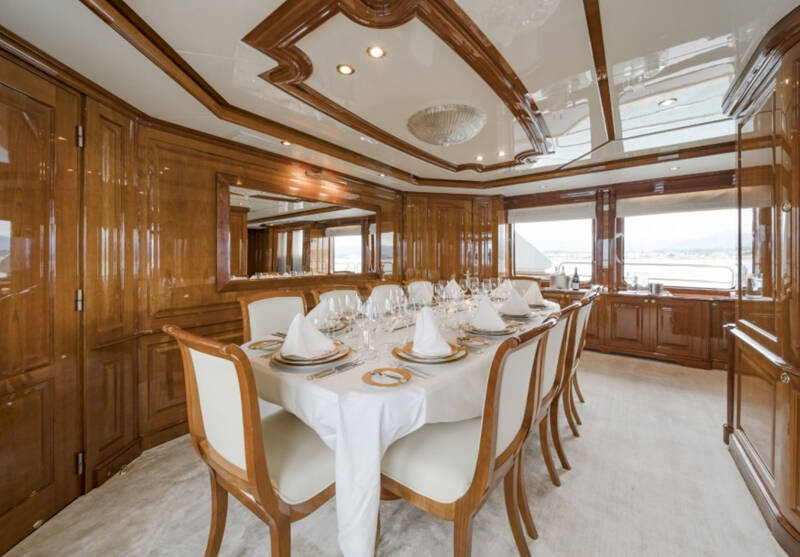 Dinette in salon on the main deck