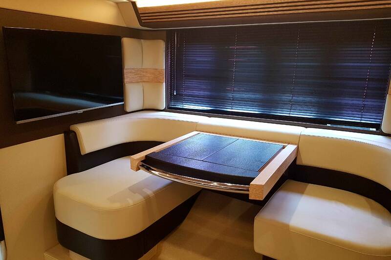 Azimut 64 2015