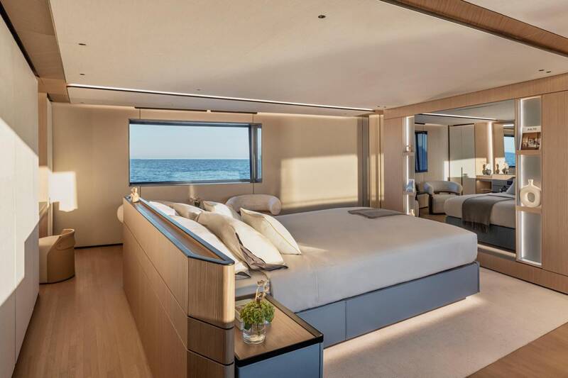 Main deck master cabin