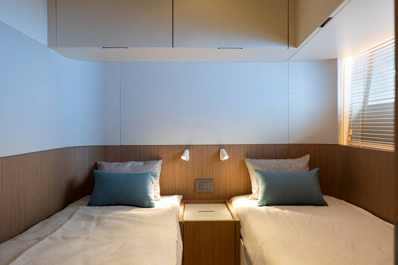 Guest cabin