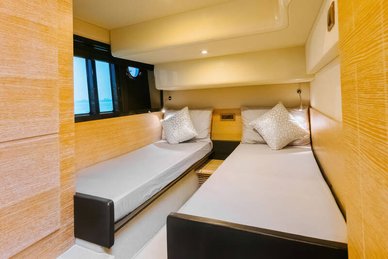 Guest cabin