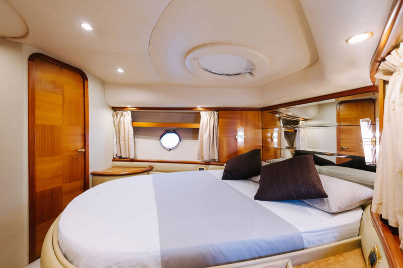 Bow VIP cabin